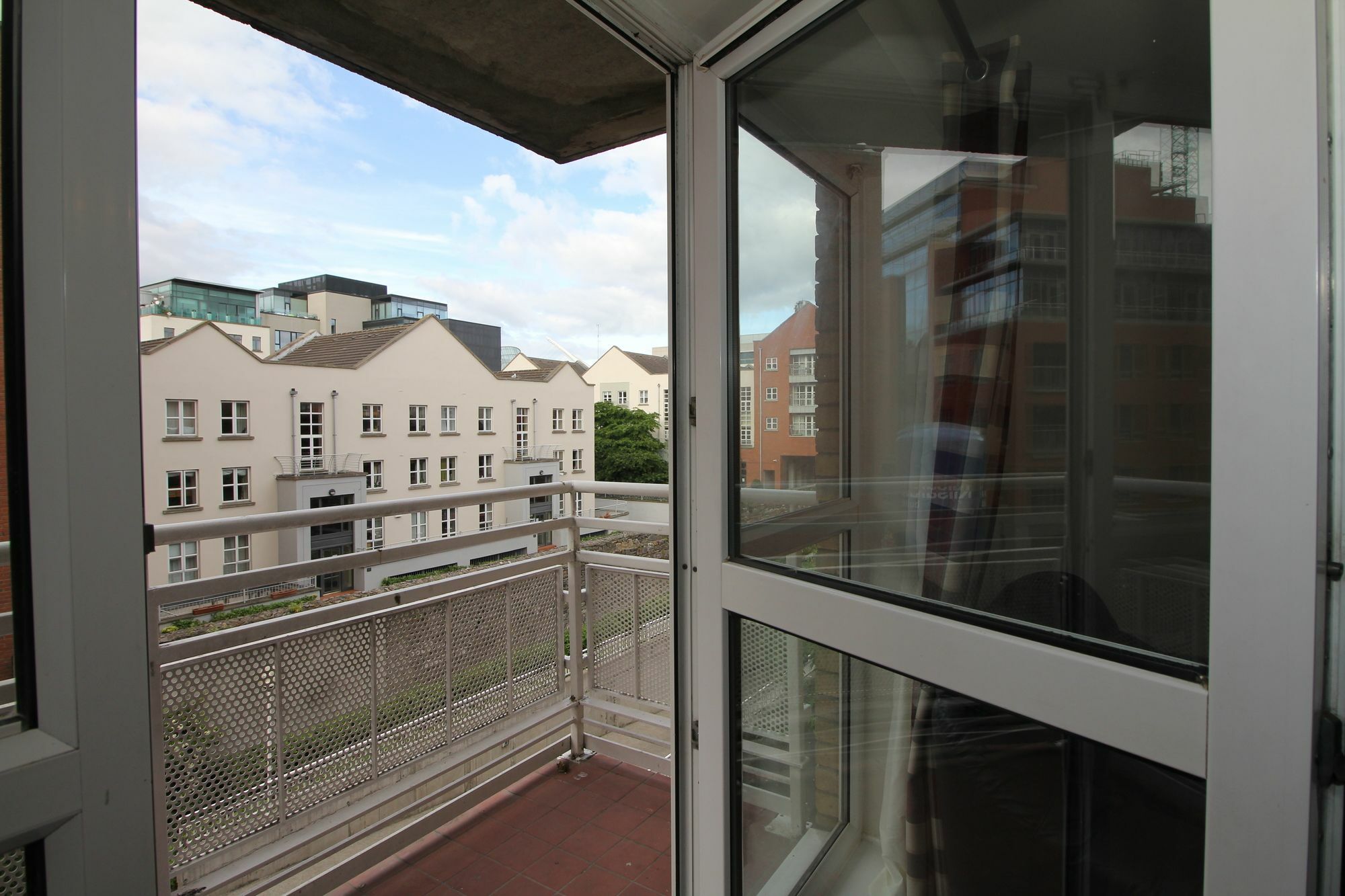 The Windmill Apartment Dublín Exterior foto